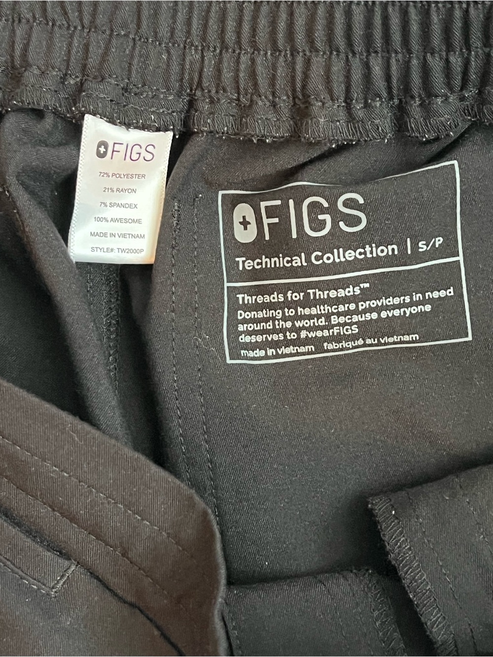 FIGS Women's Black Scrub Pants with Gray Drawstring - Picture 5 of 7